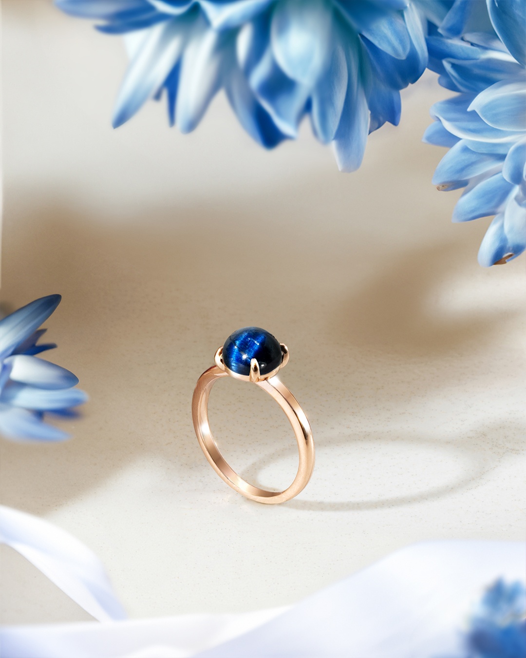 Packshot Anello Occhio di tigre blu Olmetia