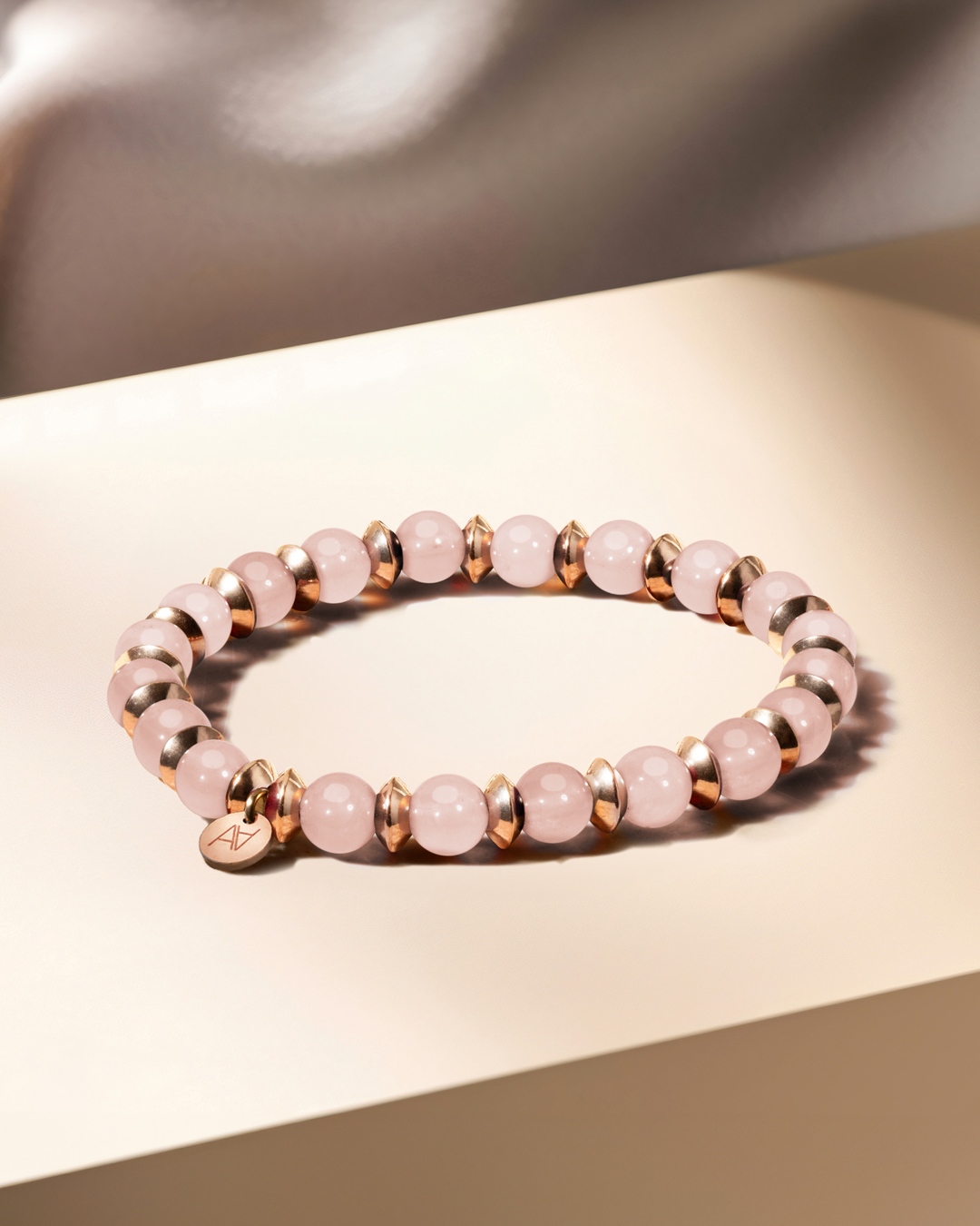 Packshot Bracciale Quarzo Rosa Comisso