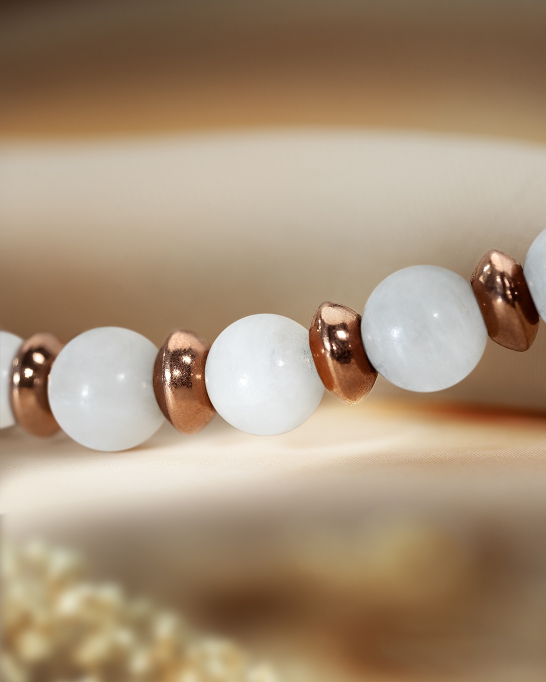 Packshot Bracciale Pietra di luna Millazito